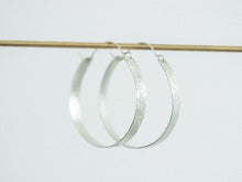 Load image into Gallery viewer, Hoop Earring Silver - ESTHER

